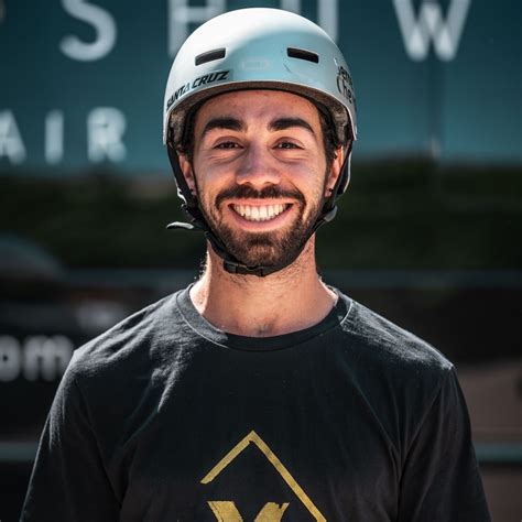 Photo de Maxime Peythieu en action sur son VTT