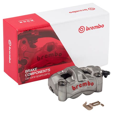 Photo comparative des étriers Brembo M4, M50 et Stylema