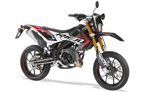 Schéma général d'une moto Rieju Spike 50 avec mise en évidence du cadre périmétrique