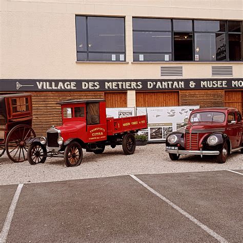 Photographie d'archives de l'usine Motobécane de Saint-Quentin