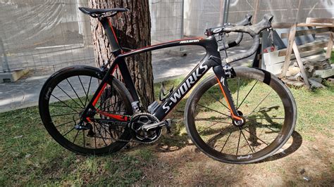 Photo du Specialized S-Works Venge McLaren