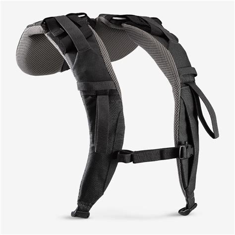 Détail des attaches magnétiques pour les bretelles du sac à dos Brompton