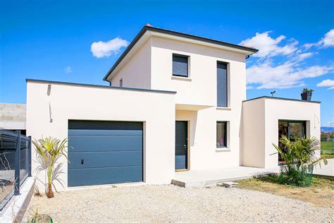 Photomontage de différentes maisons construites par Maisons MTB