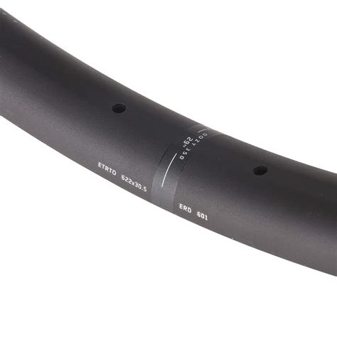 Jantes VTT modernes Araya Six50 et 29 ER