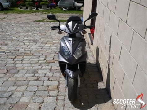 Galerie photos du FYM Strike New Custom