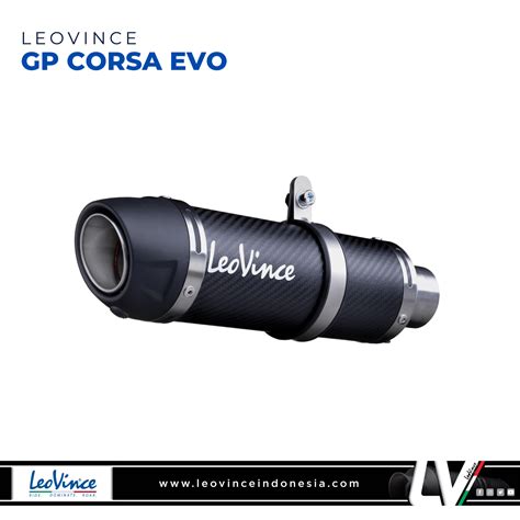 Image comparative des silencieux LeoVince GP CORSA Racing et GP CORSA SHORT.