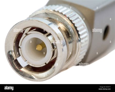 Gros plan sur un connecteur électrique oxydé