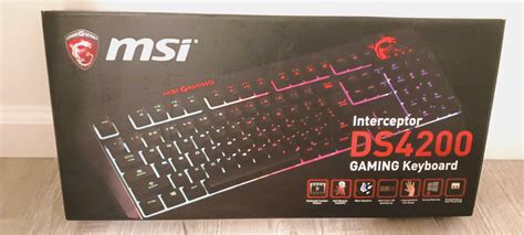 Tableau récapitulatif des spécifications techniques du clavier MSI Interceptor DS4200