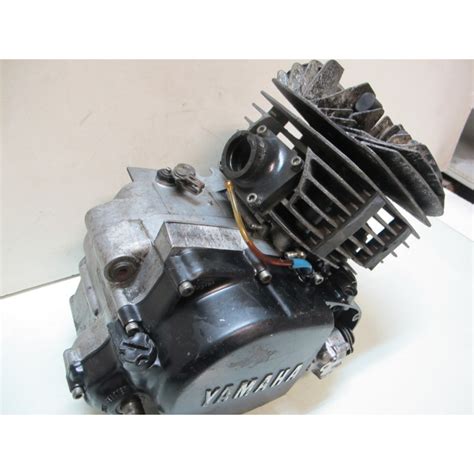 Détail du moteur préparé de la Yamaha DTMX 125 avec le kit racing