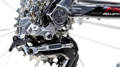 Schéma du dérailleur arrière avec indication de la molette de réglage