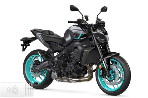 Photo de la face avant d'une Yamaha MT-10 montrant les optiques de phare