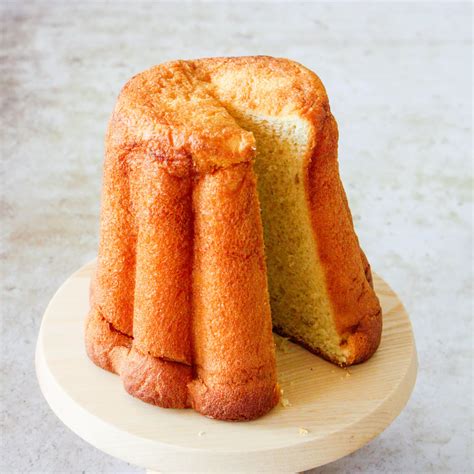 Photo appétissante d'un gâteau battu