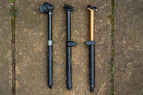 Photo espion d'un prototype de la future RockShox Reverb AXS