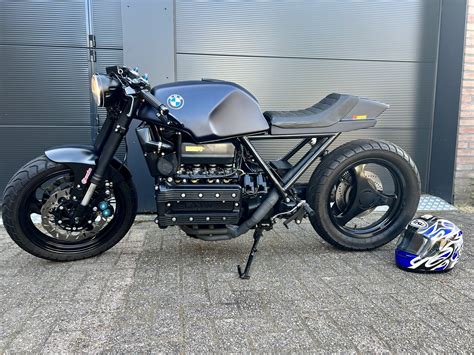 Photo d'une BMW K100 restaurée