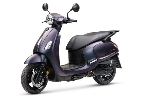 Schéma comparatif des caractéristiques des scooters Kymco et SYM