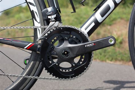 Schéma comparatif des différents standards de boîtiers de pédalier vélo