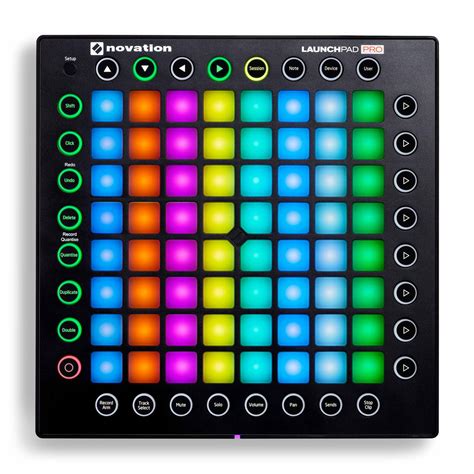 Image du Novation Launchpad Pro en action, avec des pads lumineux.