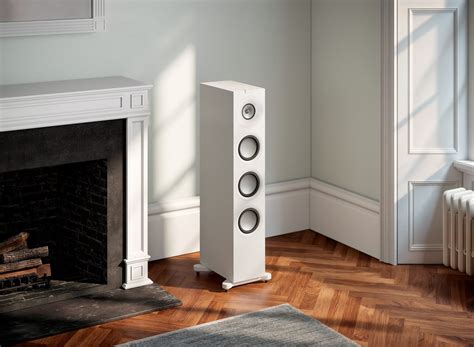 Comparaison de la taille des enceintes de la série DSX (DSX 110, DSX 112, DSX 115)