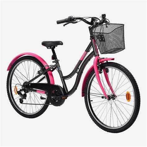 Gros plan sur la fourche avant d'un vélo 24 pouces B'TWIN avec indication du débattement