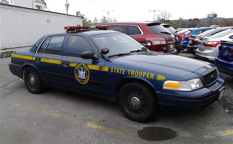 Tableau comparatif des caractéristiques des Ford Crown Victoria Police Interceptor par année modèle