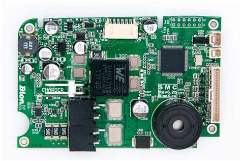 Photo d'un composant électronique sur une carte de BMS BionX