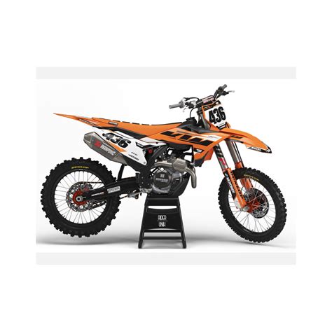 Illustration d'une moto KTM EXC avec un kit déco personnalisé