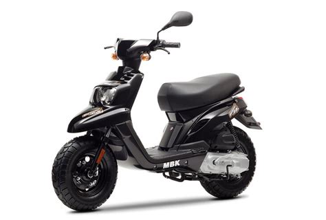 Photo du scooter Yamaha Booster, symbole de la relance