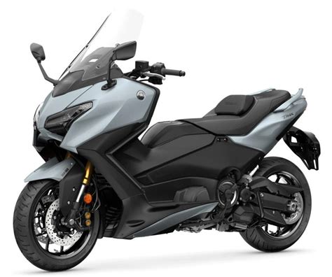 Interface de l'écran TFT 7 pouces du Yamaha TMAX avec navigation Garmin