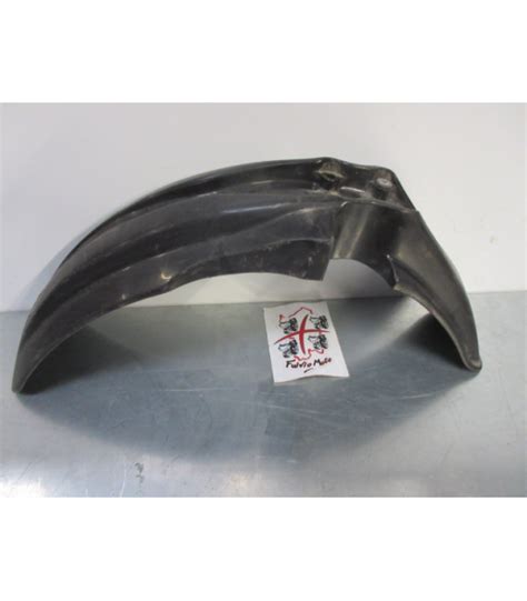 Garde-boue avant d'une moto Honda MTX 125 de 1984