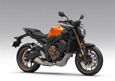 Silhouette de la Honda CB 650 F avec un design plus agressif et compact