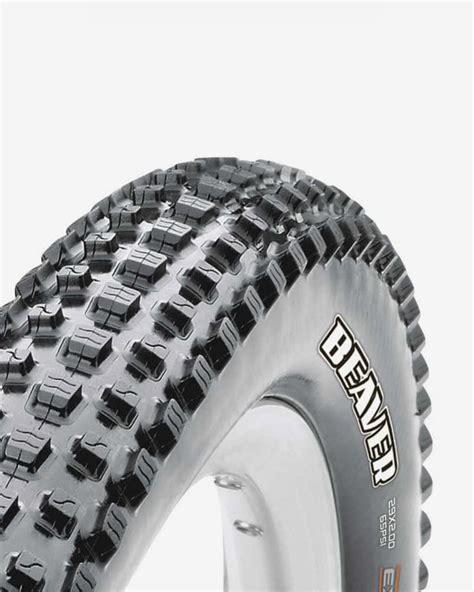 Illustration du profil du pneu Maxxis Beaver avec ses crampons espacés et hauts.