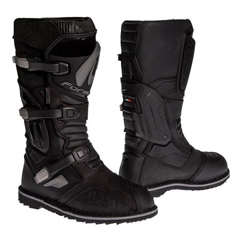 Vue extérieure des bottes Forma Terra Evo Waterproof, mettant en avant le cuir nubuck