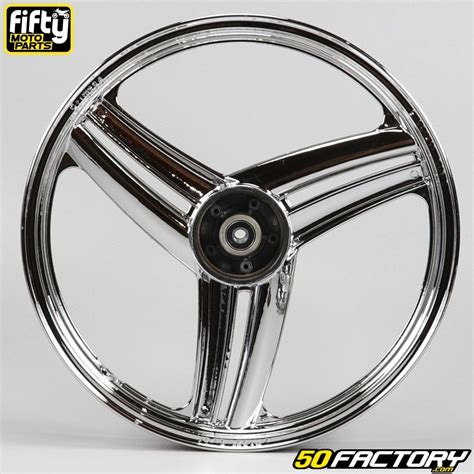 Illustration des différentes jantes équipant les Peugeot 103 au fil des années