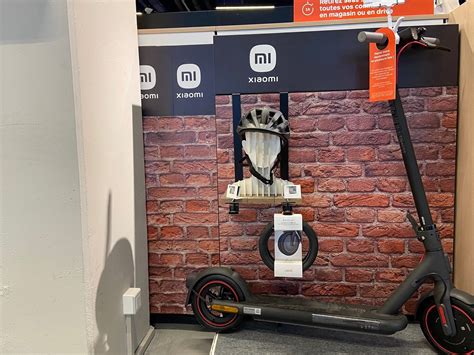 Infographie comparant l'autonomie de la Xiaomi M365 et de la M365 Pro