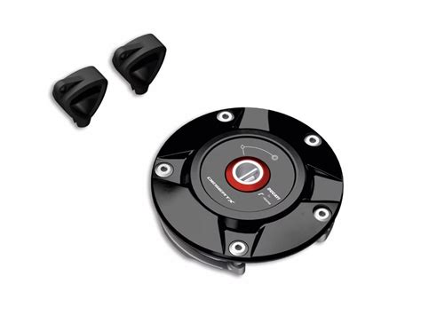 Gros plan sur le bouchon de réservoir Rizoma en aluminium pour T-MAX 560