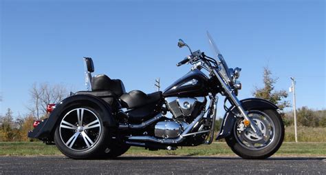 Suzuki Burgman 650 transformé en trike avec kit MTC Voyager