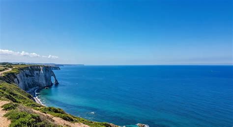Vue des falaises de la côte charentaise