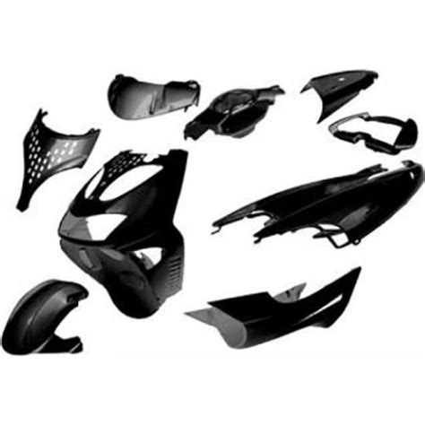 Schéma des différentes parties d'un kit carénage pour scooter