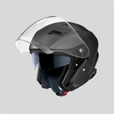 Schéma d'une visière de casque de moto avec indication des traitements anti-rayures et anti-UV