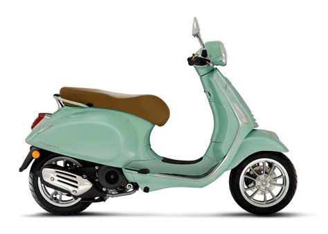 Schéma illustrant les fonctionnalités de connectivité de la Vespa Primavera 125 avec l'application MIA.