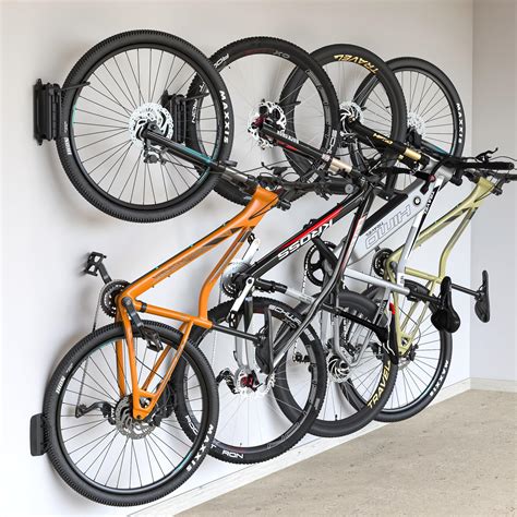 Infographie présentant les différents types de supports de rangement pour vélos (arceaux, racks)
