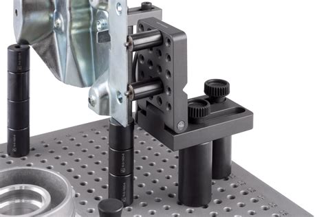 Vue éclatée d'un système de bridage modulaire Renishaw