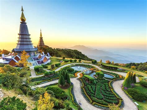 Schéma du sentier nature Angkha au sommet du Doi Inthanon, montrant le parcours plat à travers la forêt.