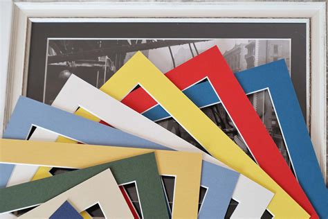 Cadre photo avec passe-partout et illustration