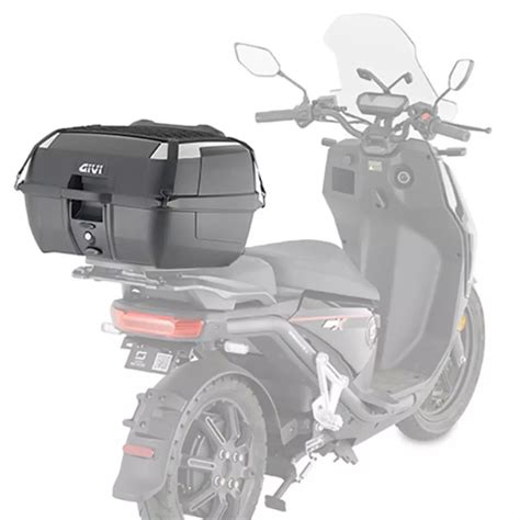 Gamme d'accessoires pour scooter : top case, support GPS, ligne d'échappement