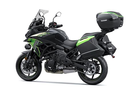 Schéma des accessoires du pack Grand Tourer sur la Kawasaki Versys 650