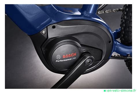 Différents emplacements possibles pour un moteur de vélo électrique : pédalier, moyeu avant, moyeu arrière.