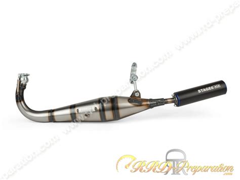 Photo d'un cyclomoteur Peugeot 103 SPX customisé avec un pot d'échappement visible.