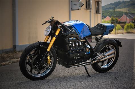 BMW K100 préparée en café racer avec un réservoir et une selle personnalisés