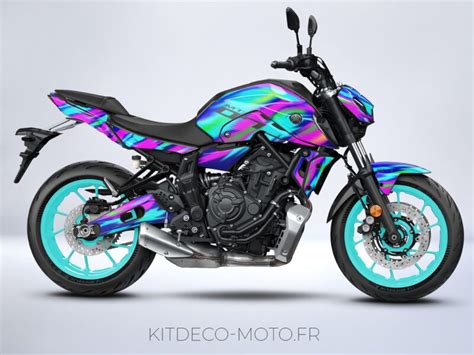 Kit déco Kutvek offert pour l'achat d'une Yamaha MT-07 neuve